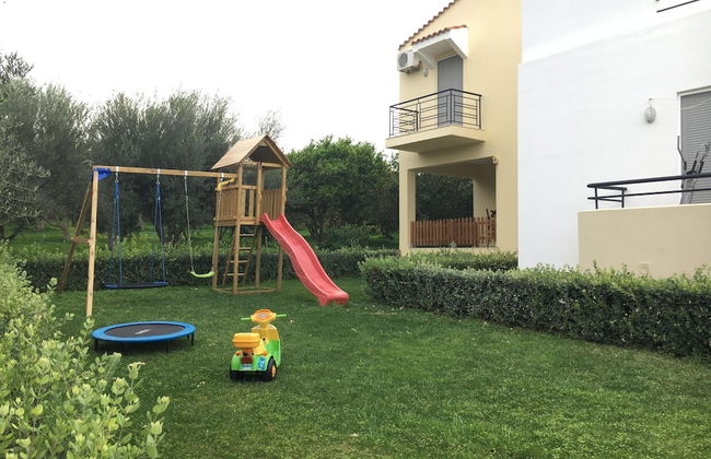 Villa With Private Pool, BBQ Area - Photo 49