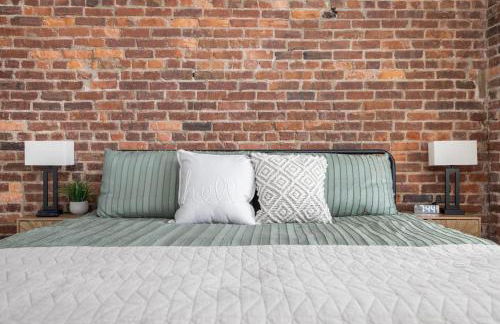 2BR loft condo in downtown Johnson City - Foto 26