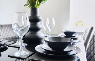 Modern 3 Bedroom Apartment - Photo 6