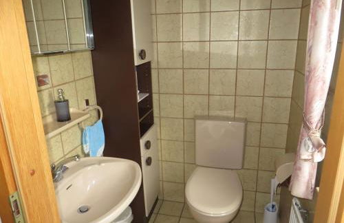 Entire house, quiet city location, garden, parking - Photo 30