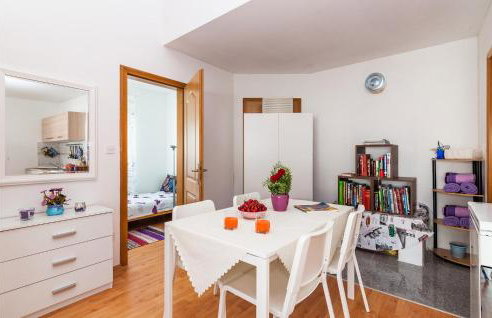 Two-Bedroom Apartment In Vinjerac - Foto 19