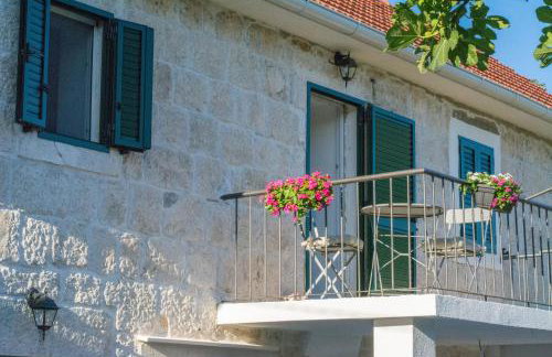 Stone house with pool Ljubica - Photo 8