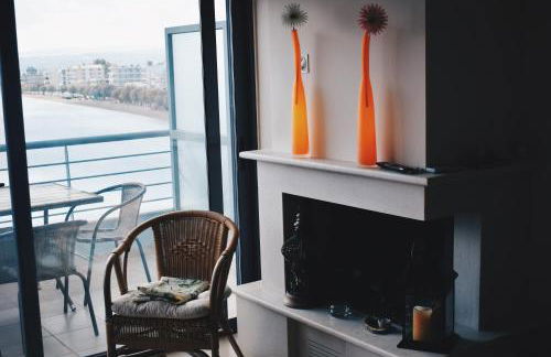 Beachfront Penthouse with Seaview - Foto 9