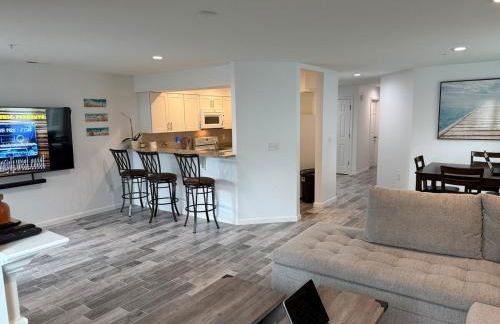 Coastal Retreat by the Bay - Foto 10