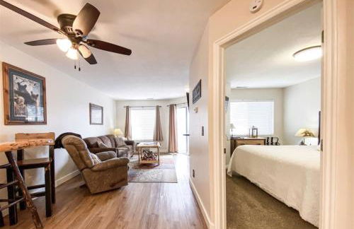 Inn Building Condo 113, Ground Level, Pool Side - Foto 14