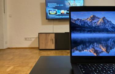 Laras voll ausgestattete Gartenwohnung mit WLAN und TV - Foto 7