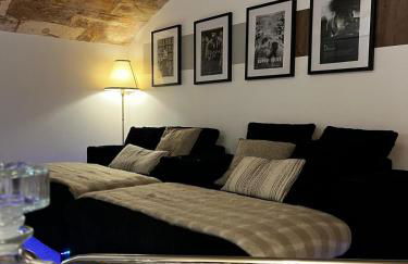 Suite d'Exception sous Voûtes avec Spa & Cinéma - Foto 8