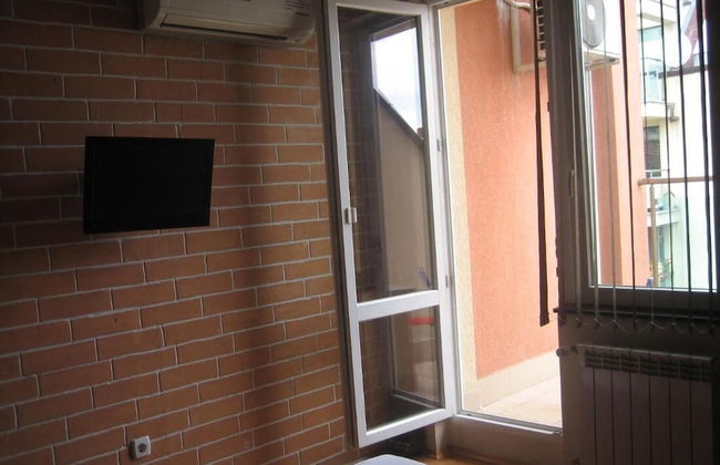 Noi Parliamo Italiano Apartamento - Photo 6