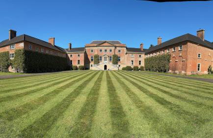 Earnshill House - Photo 3