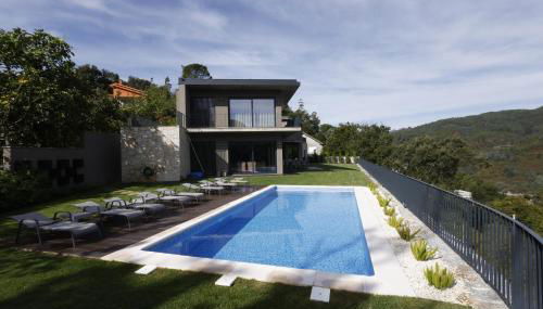 Villa Recanto de Fornelos, Gerês - Até 10 Pax - Foto 1, Garden, sunbed, Garden view