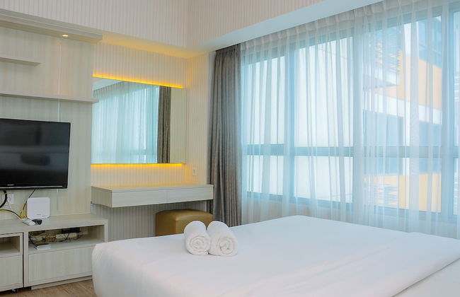 Best Studio with Pool View Springlake Summarecon Apartment - Foto 2