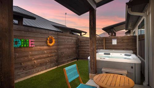 Eagle's Hideaway - Hot Tub 5 Min to Main - Foto 3