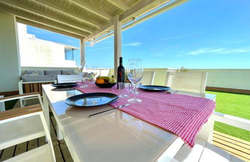 El Ático Estepona 1ªLinea de Playa - Photo 23