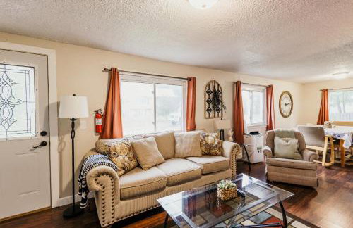 Spacious & Updated MQT Home - HotTub - Backyard - Foto 29