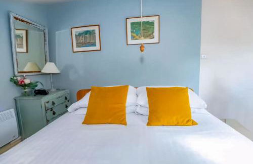 Wilf's Barn, romantic cottage with free parking - Foto 12