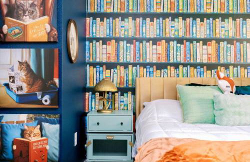 Chic Dog-Friendly 4BR | OWA + Beach + Fenced Yard - Foto 4