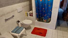 Doppelzimmer im Einfamilienhaus, mit eigenem Bad und Küchenmitbenutzung - Foto 3