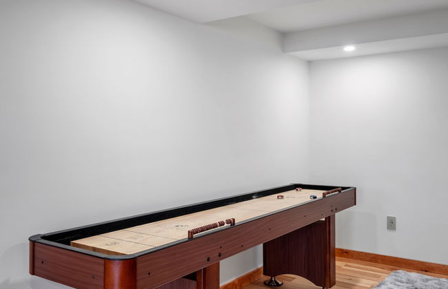 Private Lakefront - Luxury Log House - Photo 27