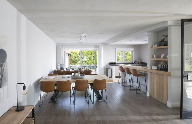 Luxury Villa With Outdoor Kitchen and Lake View - Foto 8