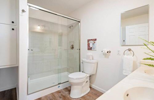 Lilly's Guesthouse-Farmstay with Valley Views! - Foto 25