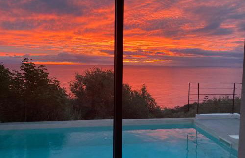 Nouvelle Villa Cap Corse Vue Mer et Piscine 3km Bastia - Foto 1