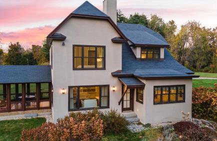 Modern Berkshires Farmhouse w Porch Fireplace Views Beaver Creek by AvantStay - Foto 40