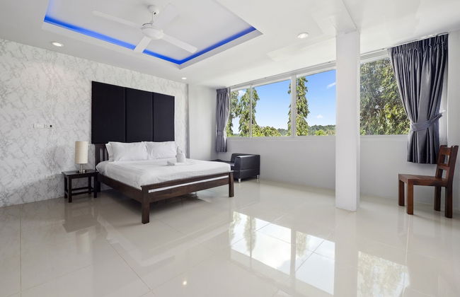 The Fairways Golf Villas - Photo 2