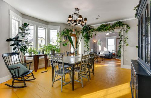 Green Mountain Views! Lowell Getaway Near Skiing - Foto 1