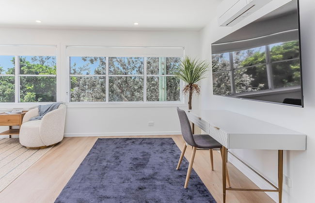 Relax on Marine Parade 2 BDR Apartment - Photo 6