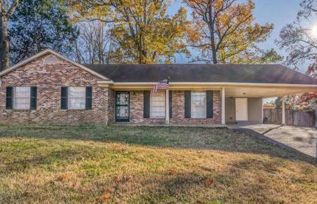 Mins from Parks Hiking & Dining- Brick Bungalow - Foto 30