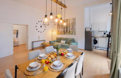 Stilvoll & historisch I Kingbetten+Küche+Parkplatz - Foto 9