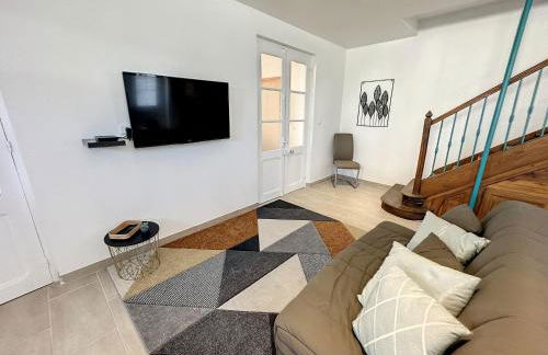 Maison Vue Pyrénées Centre ville - salle de jeux - Foto 6