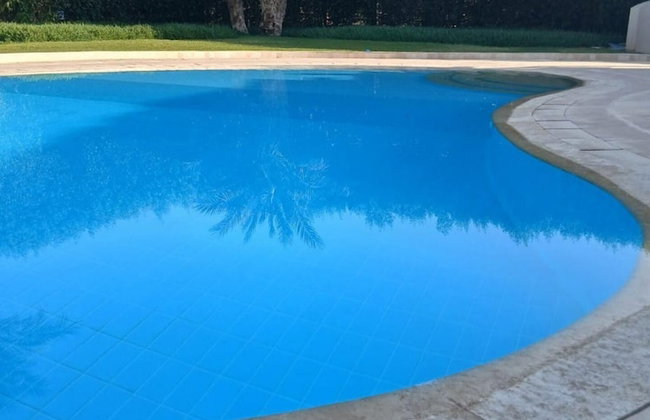 Villa Sleeps 6 With Heated Pool & Garden - Foto 20