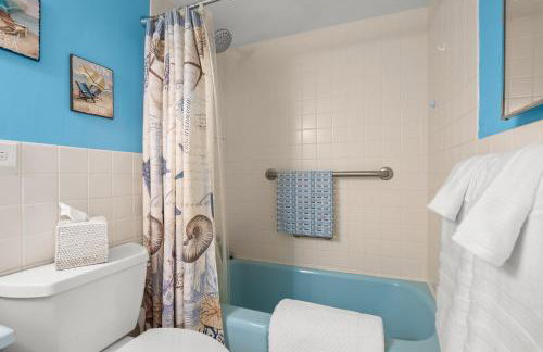 Oceanfront Oasis - 2BR2BA direct oceanfront! - Foto 29