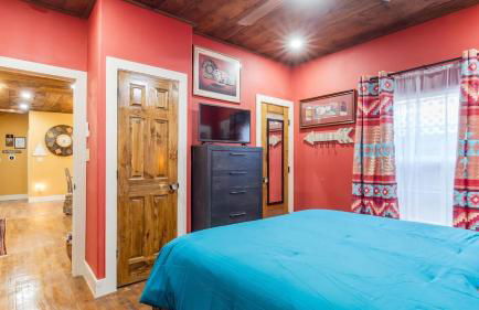 Stockyards 5 mins, New, Sleeps 8 Cedar House, TCU - Foto 24