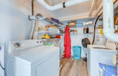 Adorable Cottage Fire Pit, Walk to Colonial Beach - Foto 29