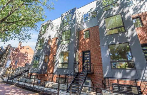 Capitol Hill 3 Charming Townhouse in Downtown DC with Modern Kitchen with Rooftop views - Foto 50