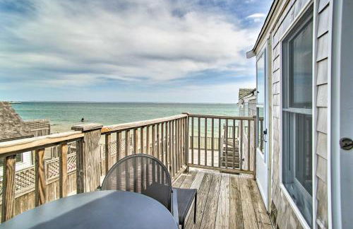 Right on Commercial St! Waterfront Condo with View - Foto 23