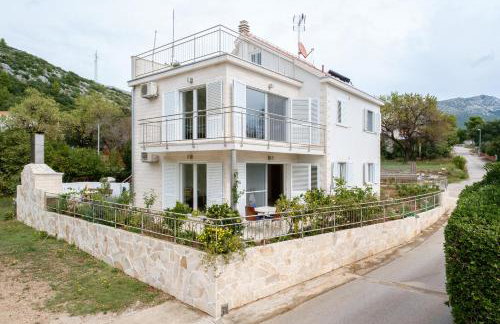 Sunce i More - Photo 12