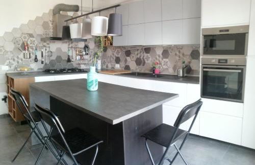 Ampio attico vista mare tra comfort e tranquillità - Foto 18