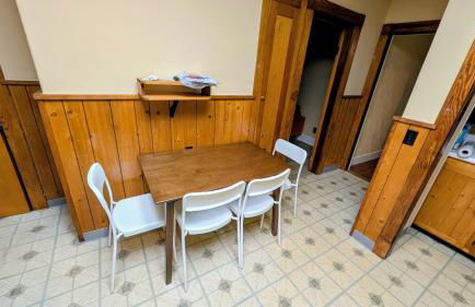 Charming 3BR near Boston, Airport and Beach with parking - Foto 13