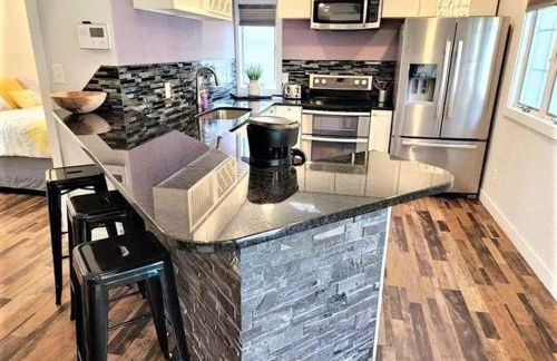 The Canal Cottage off West Lake Okoboji - Foto 16