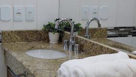 Tropical Executive Flat 905 Suite w Veiw - Photo 2