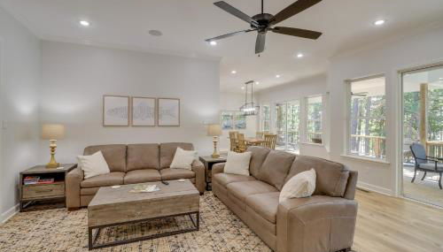 Luxury Lakefront Retreat with Deck and Patio! - Foto 4