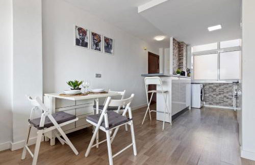 Europa Sur,Playa 500 m,centro 1,9km - Photo 3