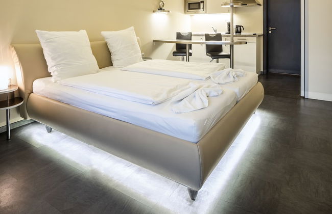 Nomad Serviced Apartments - Photo 20