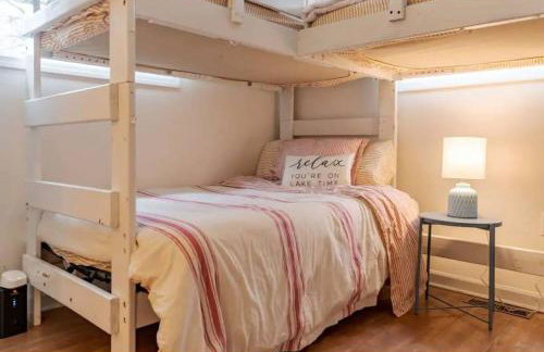 Cozy Lakefront Holiday Getaway! - Foto 18