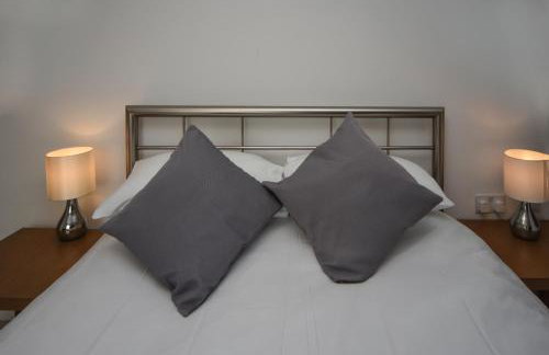 Parc y Bryn Serviced Apartments - Photo 11