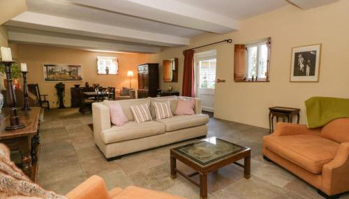 North Cottage - Photo 4