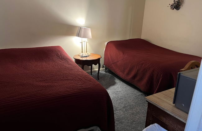 Burge Hotel - Photo 2